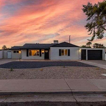 New Midtown Modern Studio With Backyard Phoenix Exteriör bild