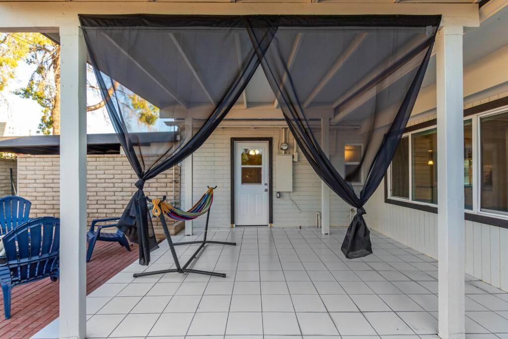 New Midtown Modern Studio With Backyard Phoenix Exteriör bild