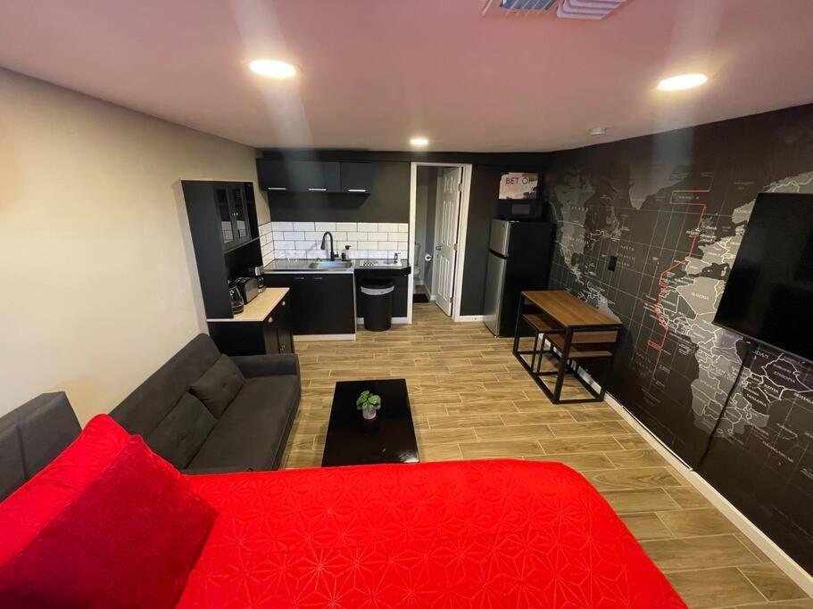 New Midtown Modern Studio With Backyard Phoenix Exteriör bild
