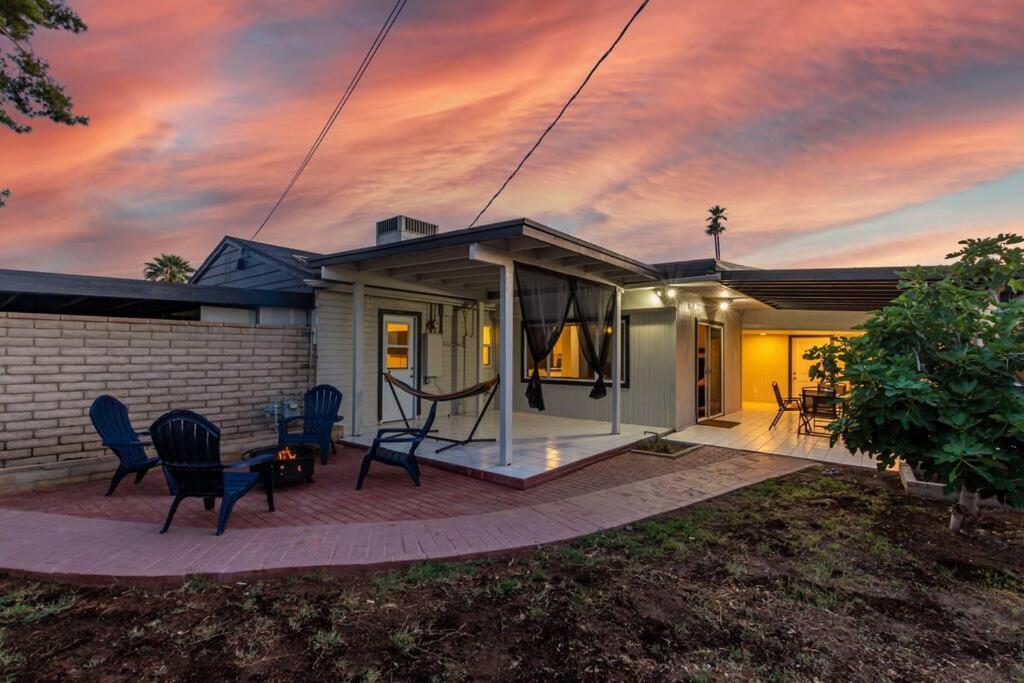 New Midtown Modern Studio With Backyard Phoenix Exteriör bild