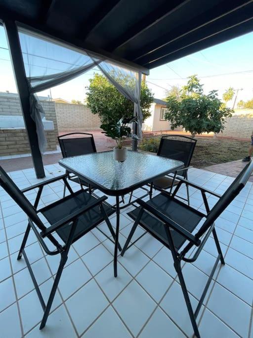 New Midtown Modern Studio With Backyard Phoenix Exteriör bild